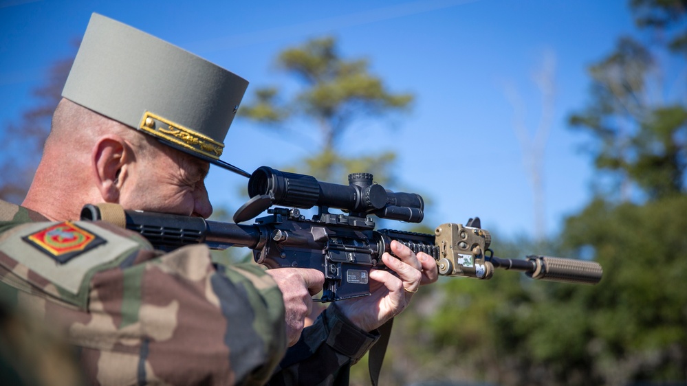 French Army Leaders Visit Camp Lejeune