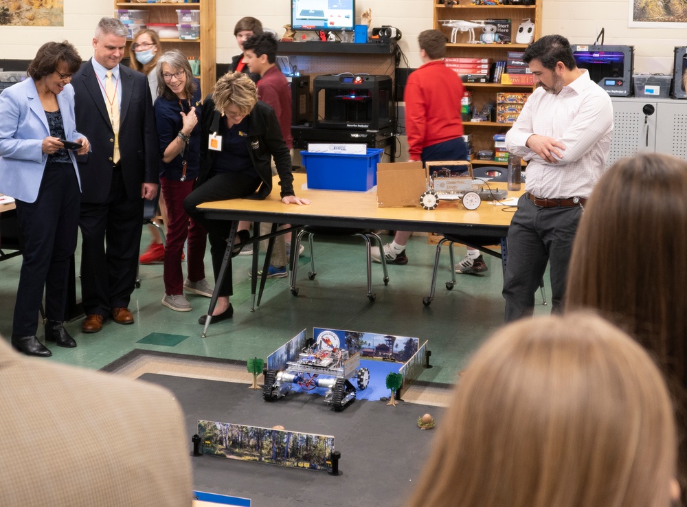 CenterPoint Energy donates to STARBASE 2.0 program