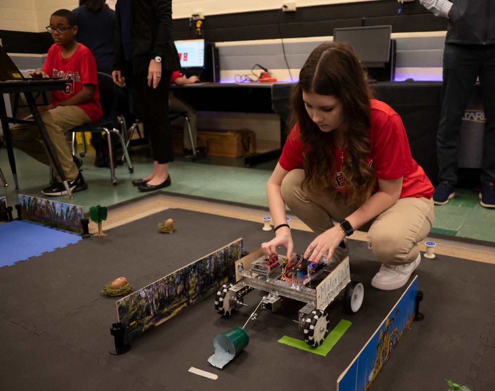 CenterPoint Energy donates to STARBASE 2.0 program