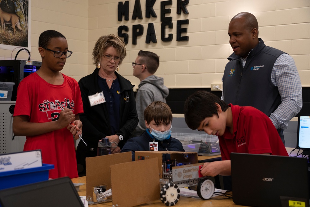 CenterPoint Energy donates to STARBASE 2.0 program