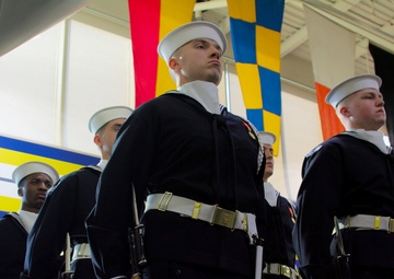 Sailors Complete Training to Become Ceremonial Guardsmen