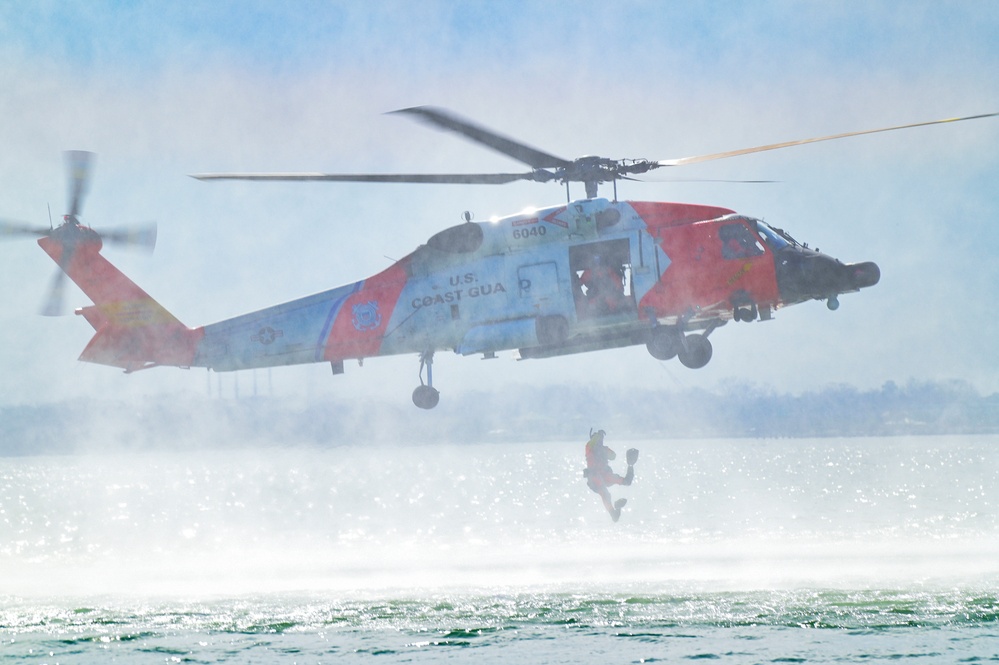 Coast Guard, local agencies participate in SAR forum in Portsmouth, Va.