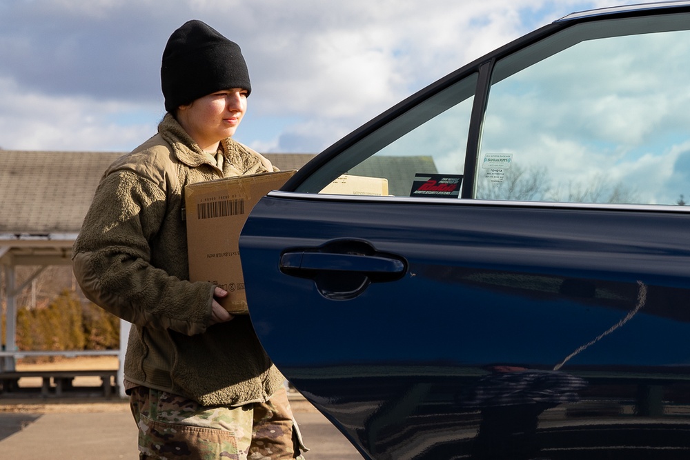 Connecticut Army and Air Guard Team Up to Fight the Spread