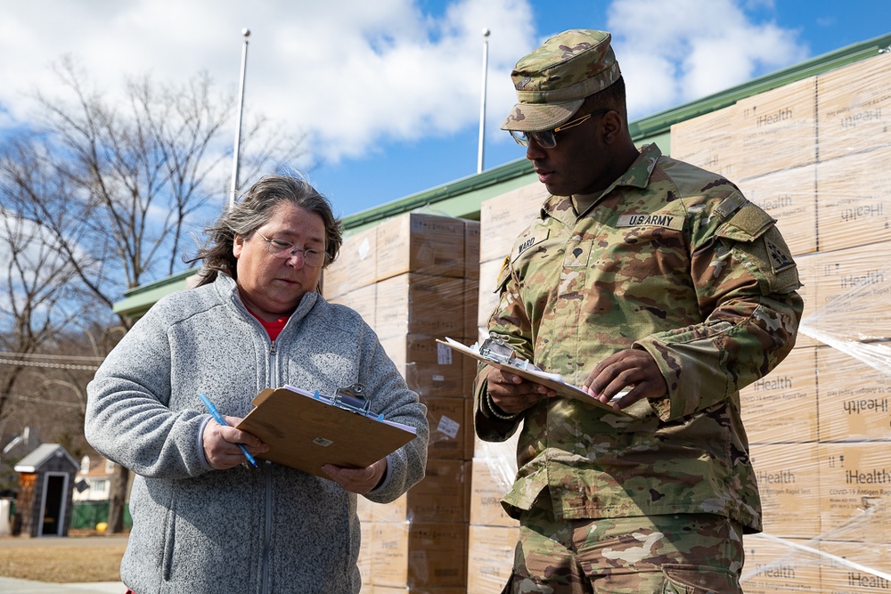 Connecticut Army and Air Guard Team Up to Fight the Spread