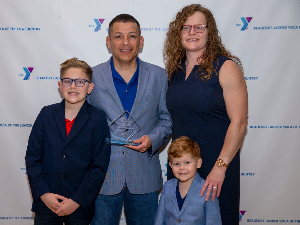 Lt. Col. Jose L. Montalván receives the Beaufort-Jasper YMCA of the Lowcountry Volunteer of 2021 Award