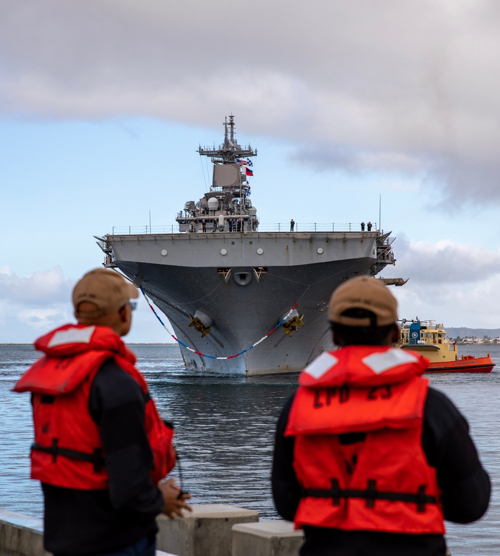 USS Essex Return To Home Port