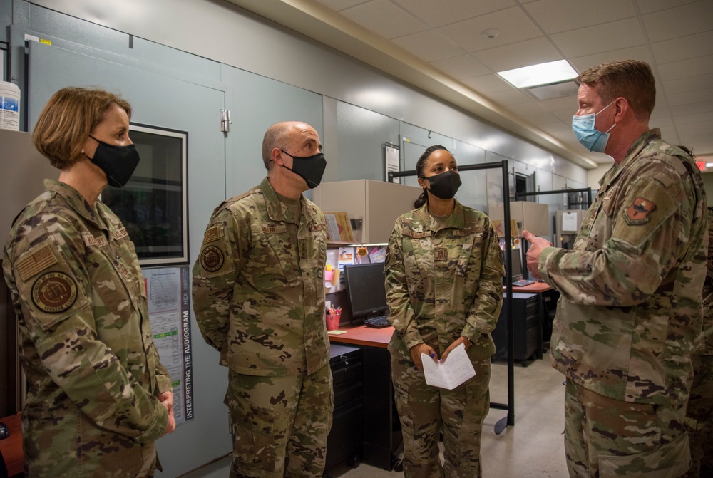 AFMS senior leaders visit 59 MDW medics