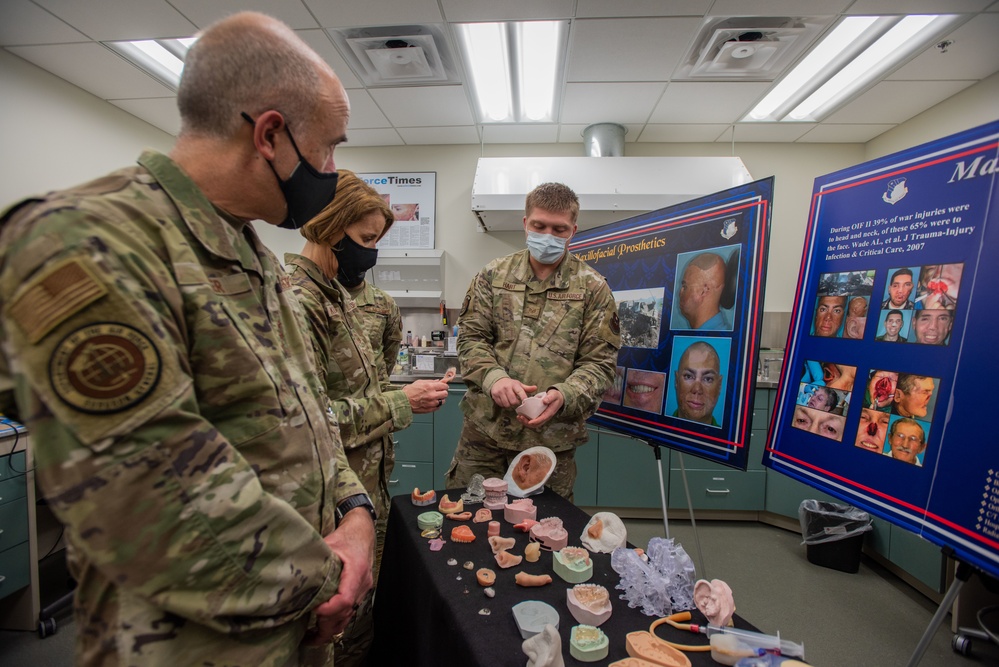 AFMS senior leaders visit 59 MDW medics