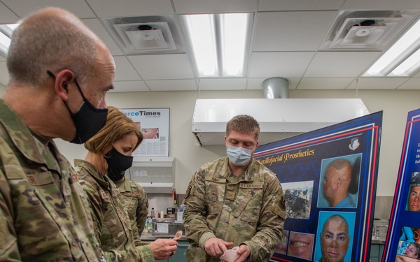 AFMS senior leaders visit 59 MDW medics