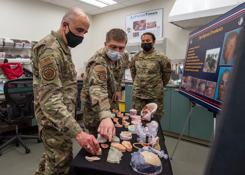 AFMS senior leaders visit 59 MDW medics