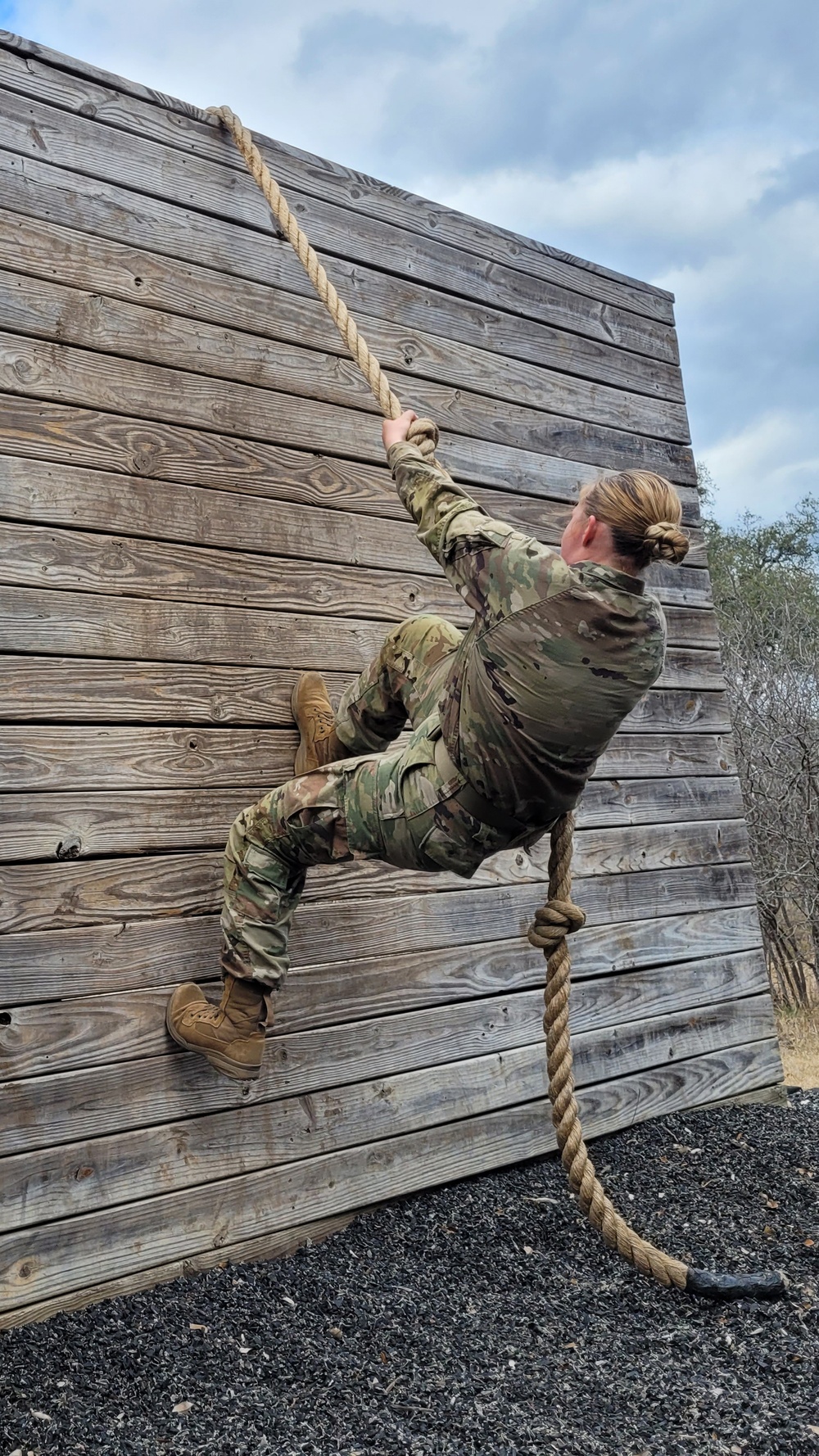 Army Reserve Soldier sets example at Best Warrior Competition