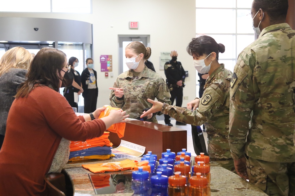 U.S. Army medical team departs Summa Health Center in Akron