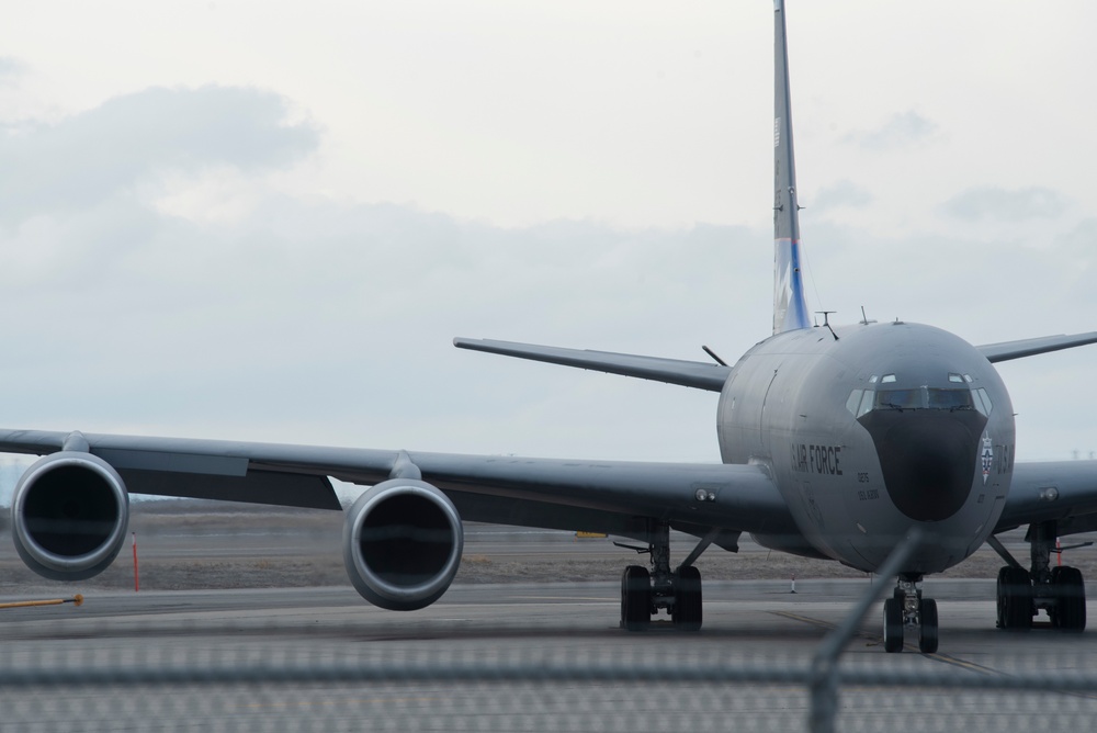 UTANG KC-135R Stratotankers participate in readiness exercise