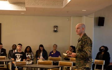 Top enlisted Marine speaks at family town hall