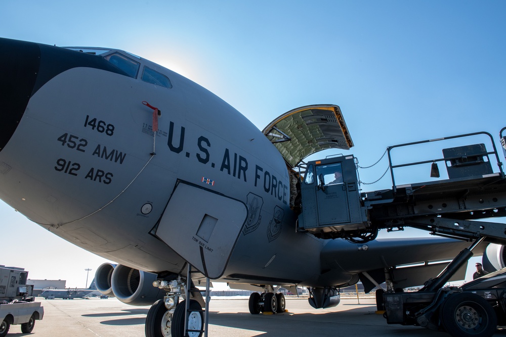 Unique load exercise on KC-135 keeps Hill reservists mission-ready