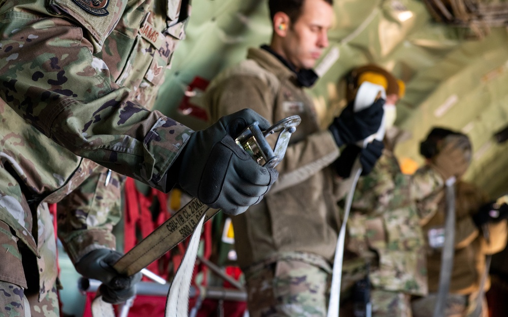 Unique load exercise on KC-135 keeps Hill reservists mission-ready