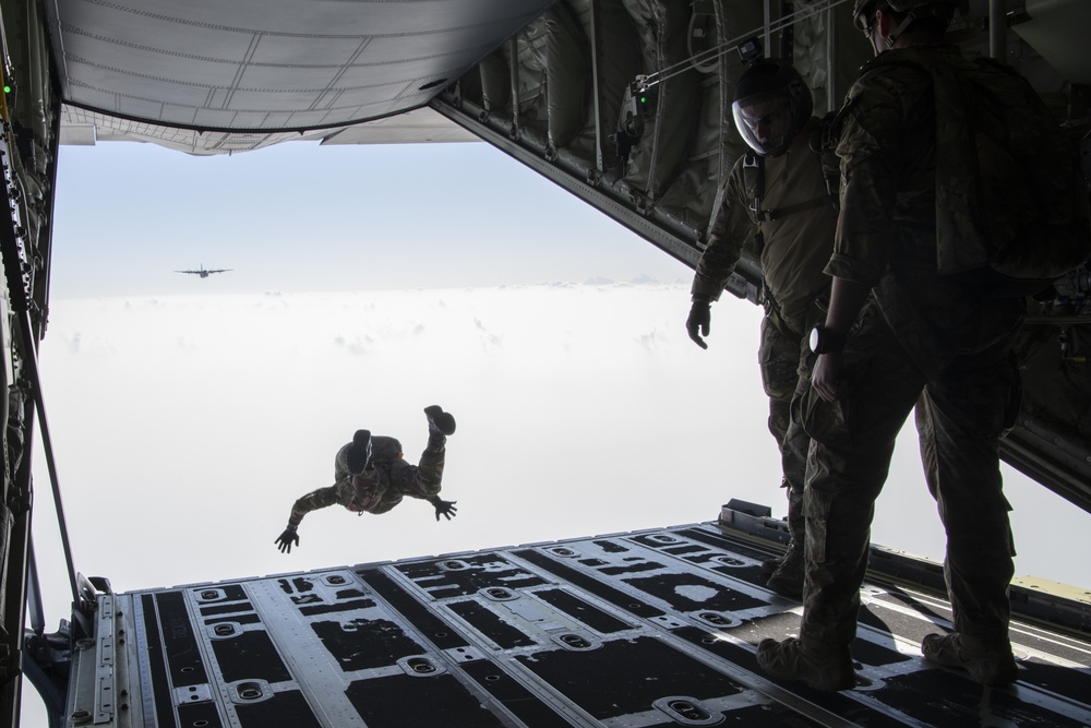 U.S., Bangladesh Air Forces practice static line, HALO jumps during Exercise Cope South 2022