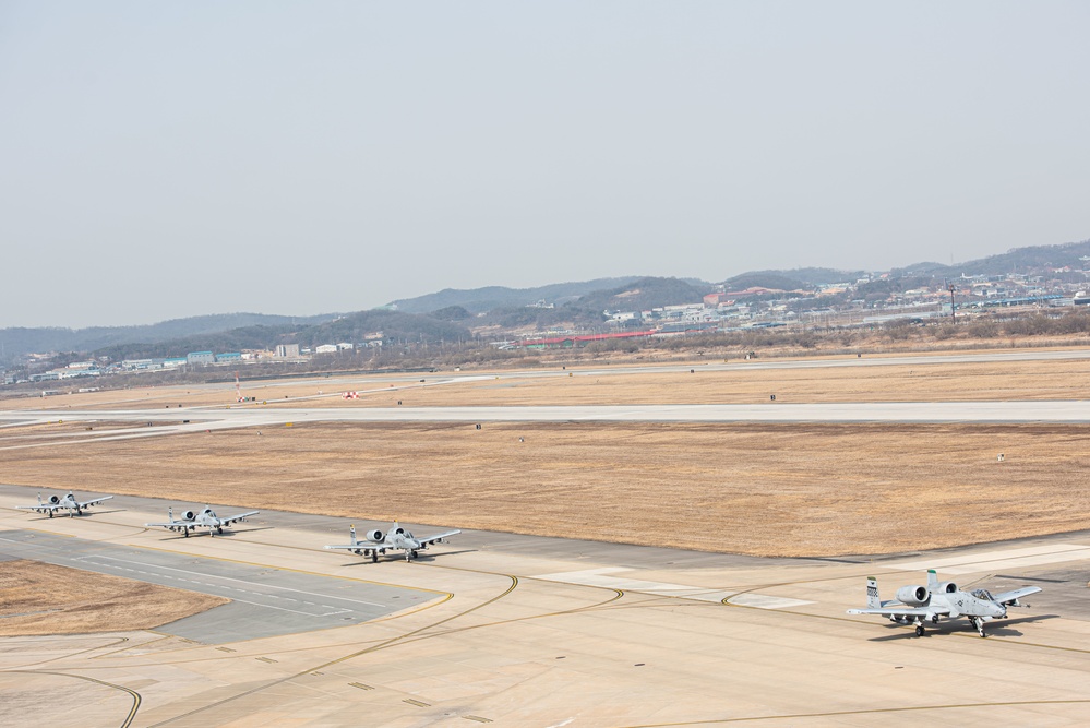 25th FS prepares for takeoff