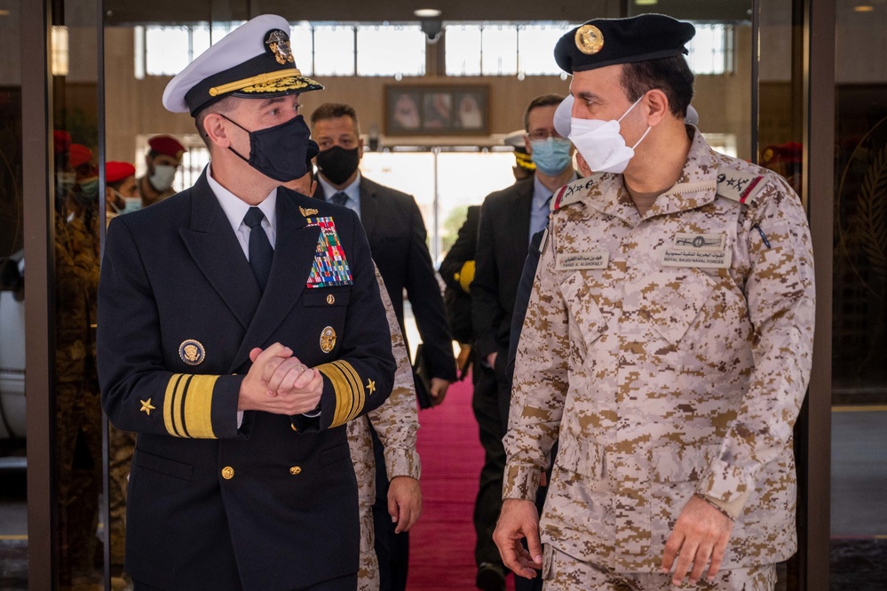 VADM Cooper Visits Riyadh