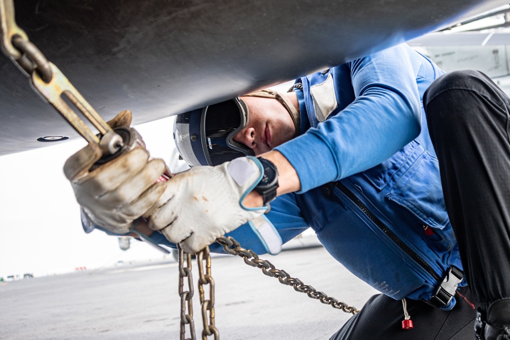 USS America Conducts Flight Ops