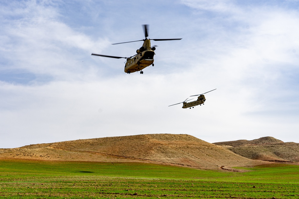 Coalition, Sulaymaniyah Asayish SWAT Team Up for Helicopter Assault Training