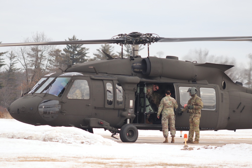 Wisconsin National Guard aircrew supports UH-60 Black Hawk training mission at Fort McCoy