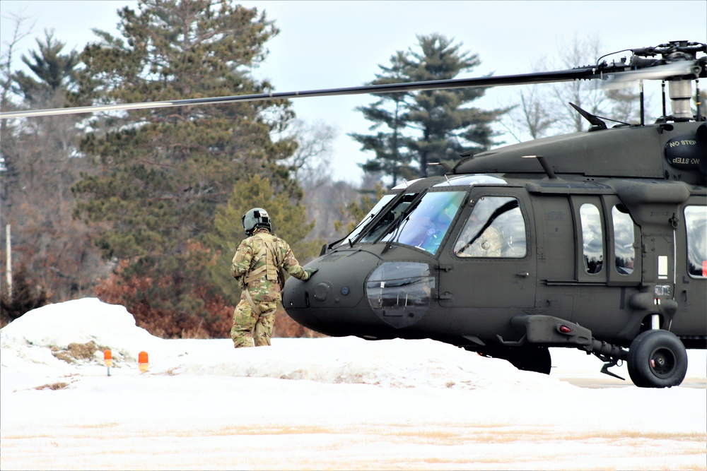 Wisconsin National Guard aircrew supports UH-60 Black Hawk training mission at Fort McCoy