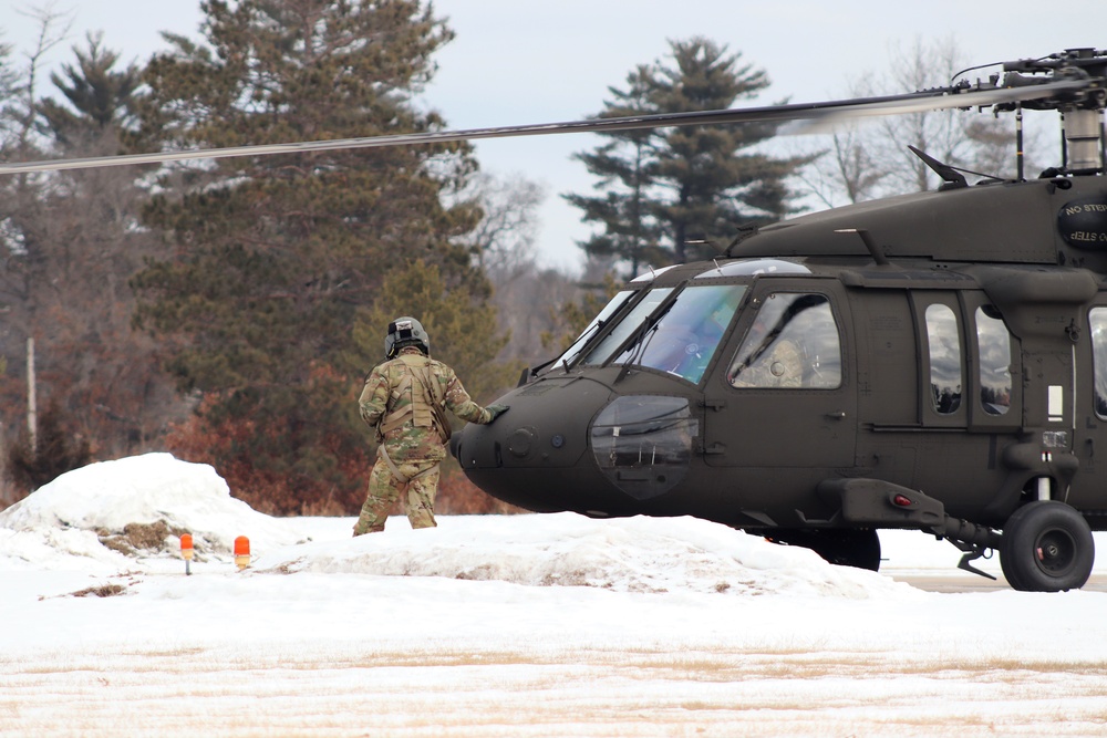 Wisconsin National Guard aircrew supports UH-60 Black Hawk training mission at Fort McCoy