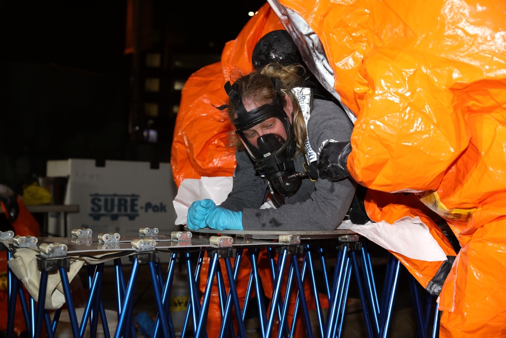 MDNG 32nd CST Conducts Training in an Improvised Cocaine Lab