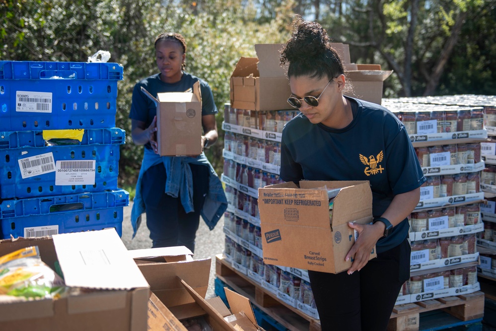 Camden County and America's Second Harvest Mobile Food Pantry