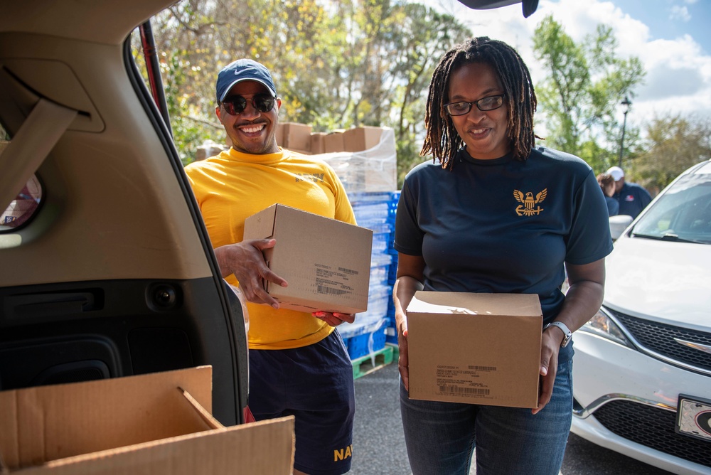 Camden County and America's Second Harvest Mobile Food Pantry