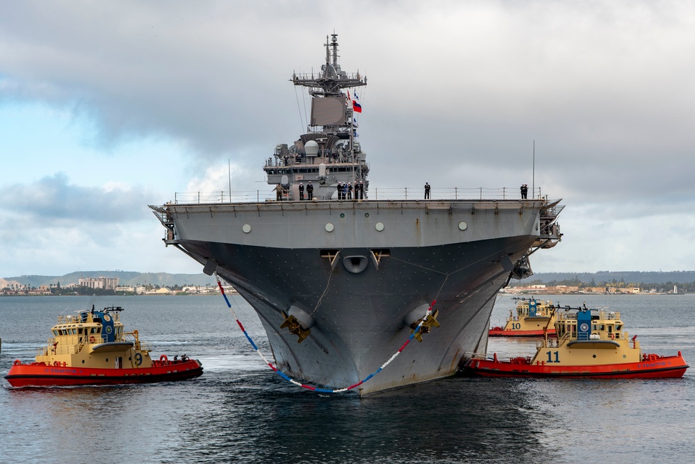 USS Essex ARG returns to San Diego