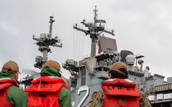 USS Essex ARG returns to San Diego