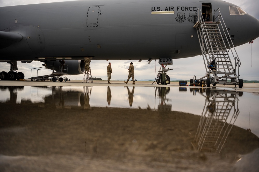 Travis AFB flight line