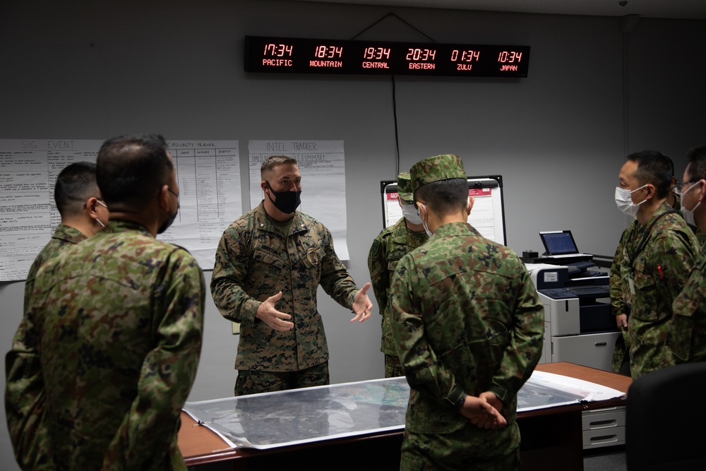 Japan Ground Self-Defense Force 13th Brigade commanding general visits air station