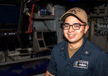 Athens, Ala. Native Serves Aboard USS Dewey (DDG 105)