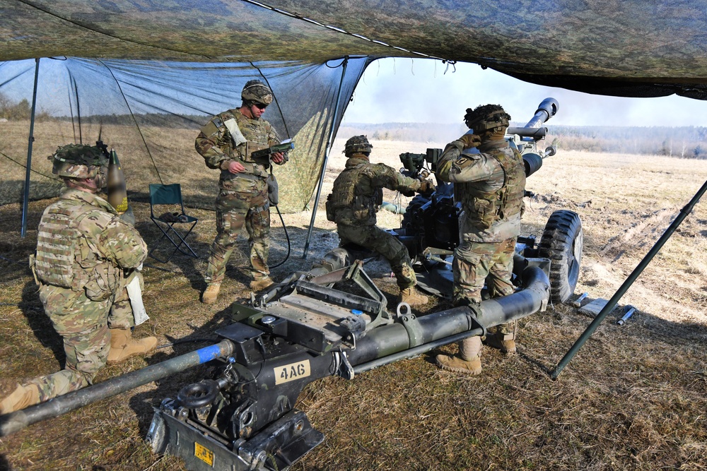 4-319th AFAR, 173rd AB trains on GTA