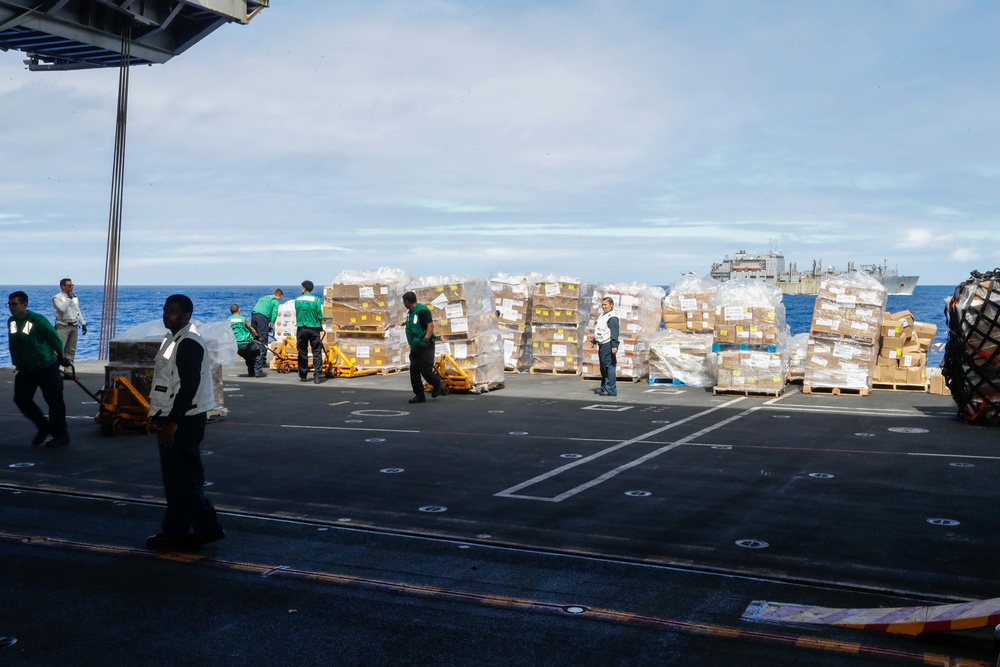Abraham Lincoln conducts a RAS with Alan Shepard