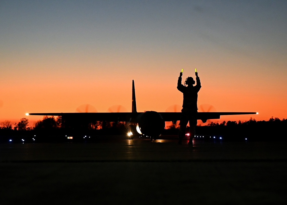 19th AW, 913th AG exercise integration, prepare for deployment