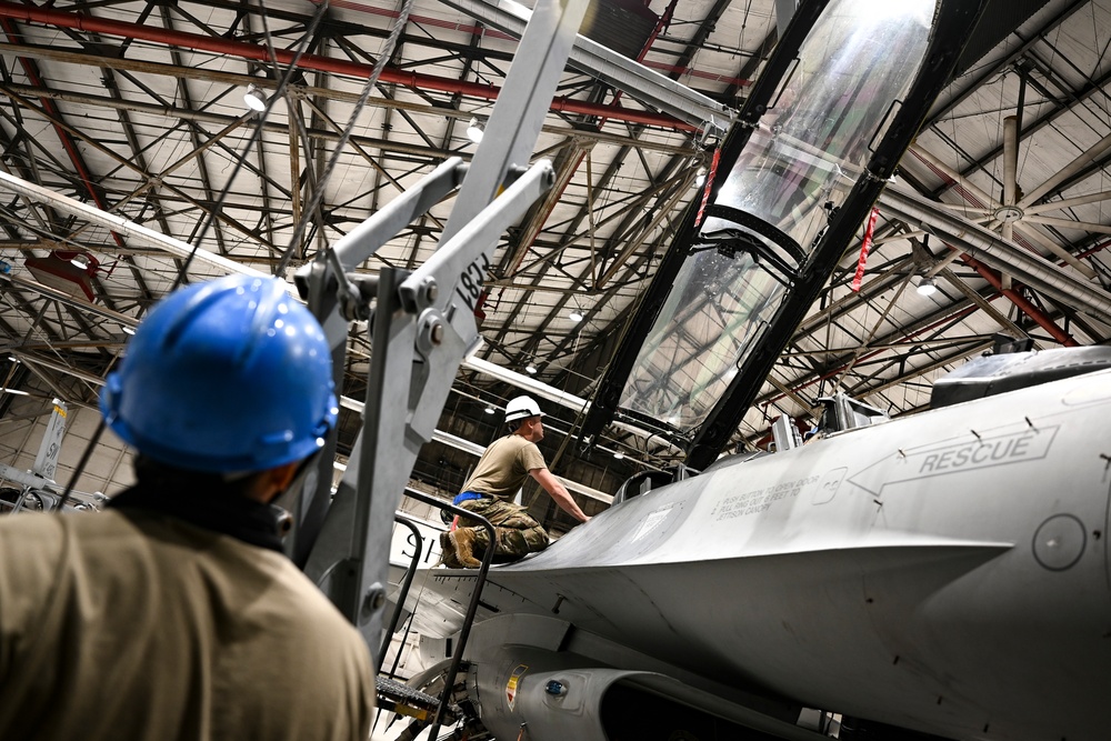 Night Weasels: Aircrew Egress Systems