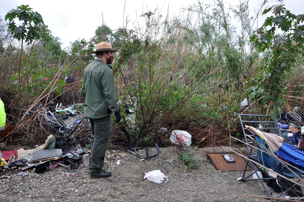 Corps’ LA District removes 128 tons of floatable debris from San Gabriel Riverbed during weeklong cleanup project