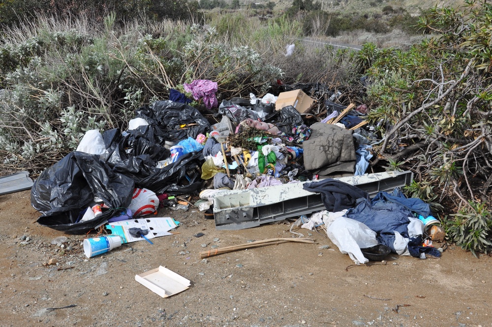 Corps’ LA District removes 128 tons of floatable debris from San Gabriel Riverbed during weeklong cleanup project