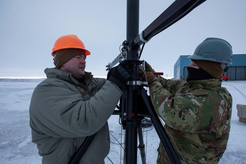 168th Wing Communications Flights assembles portable UHF radio for Arctic Eagle-Patriot 2022