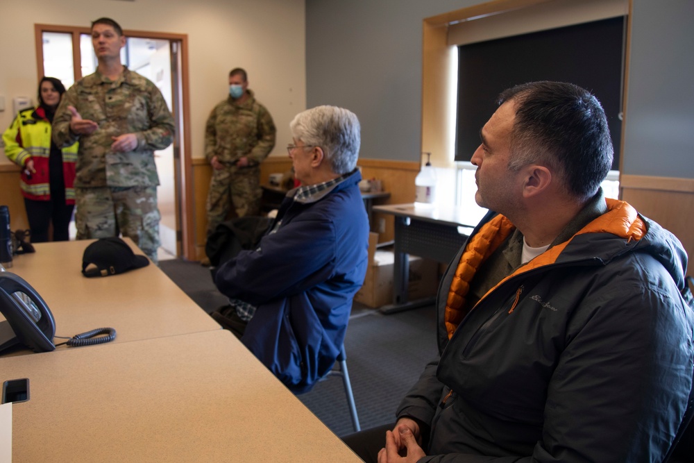 Joint Task Force Commander-Nome Lt. Col. Eric Marcellus briefs distinguished visitors on Arctic Eagle-Patriot 2022