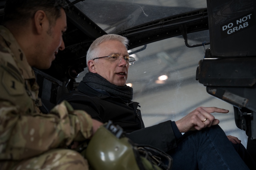 Latvian leadership visits U.S. Soldiers at Lielvārde Air Base