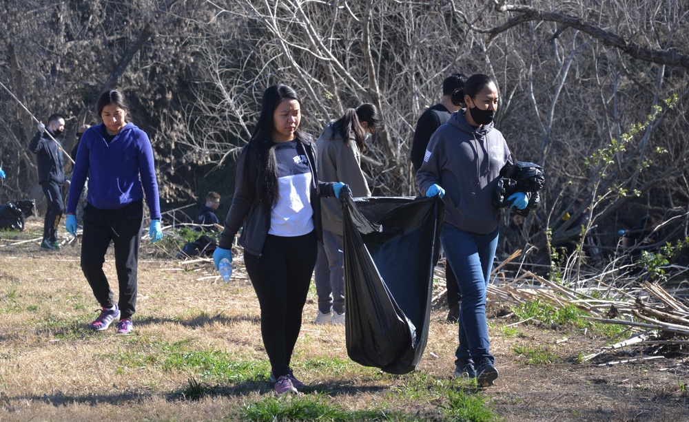 Basura Bash returns to clean up San Antonio, JBSA waterways