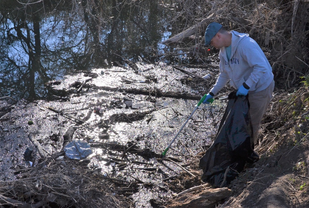 Basura Bash returns to clean up San Antonio, JBSA waterways