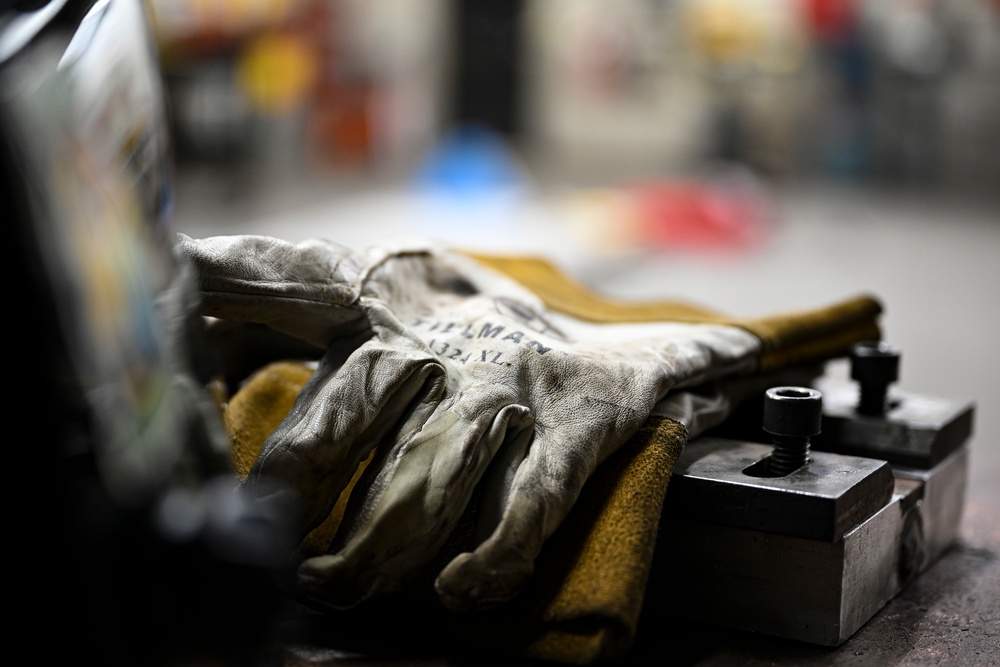 Night Weasels: aircraft metals technology