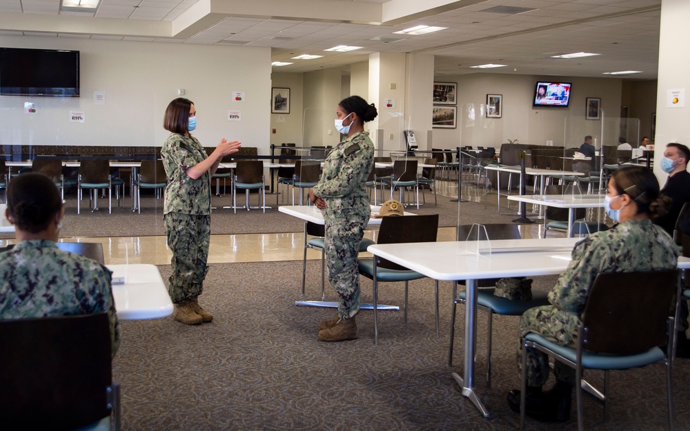 NMRTC San Diego’s CO meets with Sailors