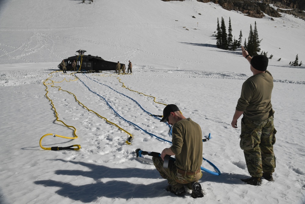 Soldiers prep UH-60s for sling load